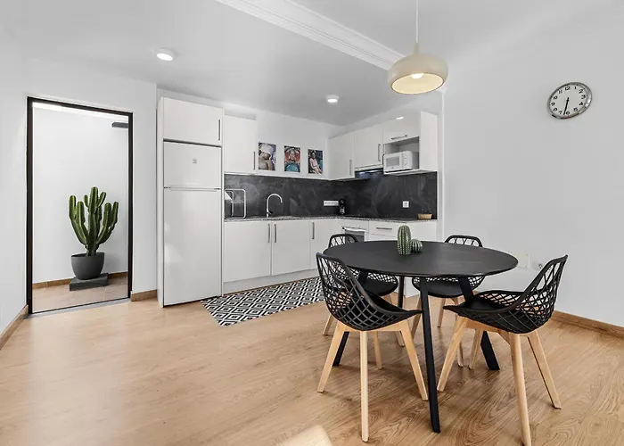 Casahost Casa Hola * Playa Honda (Lanzarote)